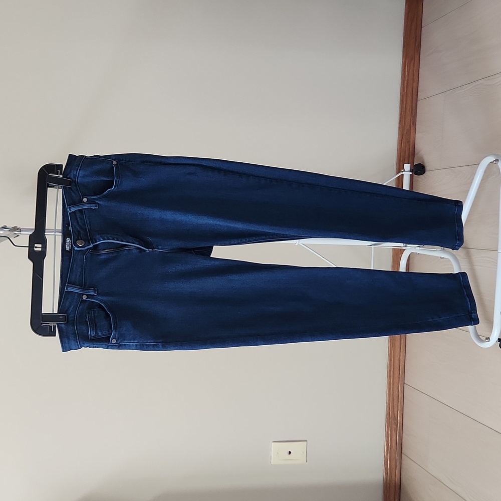 Women's Jeans